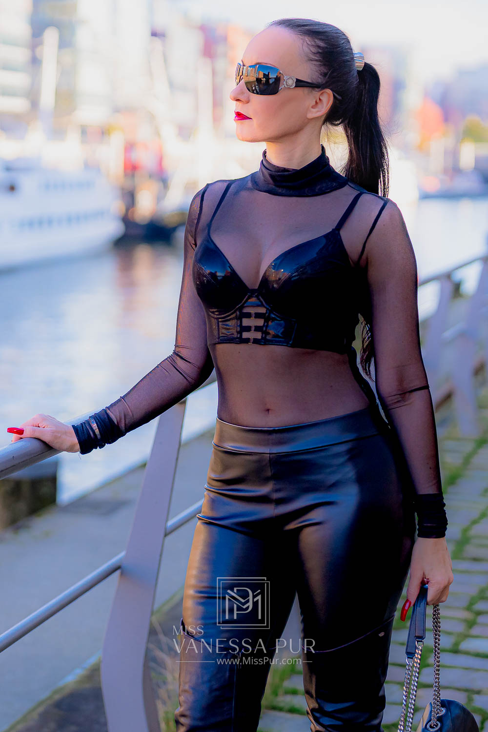 Leather boots and transparent nylon top – sexy LADY